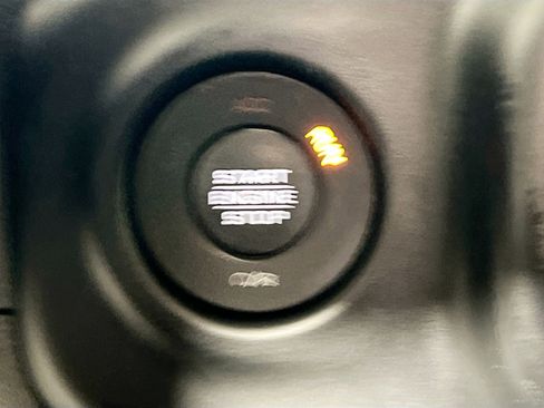 Used 2023 Jeep Wrangler Altitude image 23