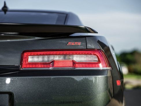 Used 2015 Chevrolet Camaro SS w/ SS Performance Package RWD image 69