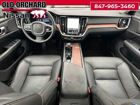Used 2025 Volvo V60 B5 Cross Country Plus AWD/4WD image 16