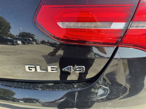 Certified 2019 Mercedes-Benz GLE 43 AMG 4MATIC Coupe image 23