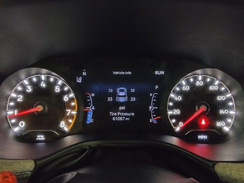 Used 2022 Jeep Compass Latitude w/ Sun and Sound Group AWD/4WD image 23