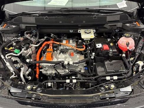 New 2026 Chevrolet Equinox EV LT image 8