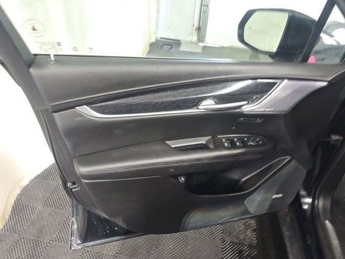 Used 2023 Cadillac XT5 Premium Luxury AWD/4WD image 16