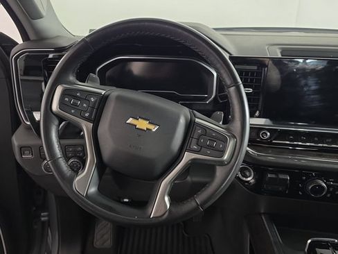Used 2023 Chevrolet Silverado 1500 LTZ w/ LTZ Convenience Package II AWD/4WD image 17