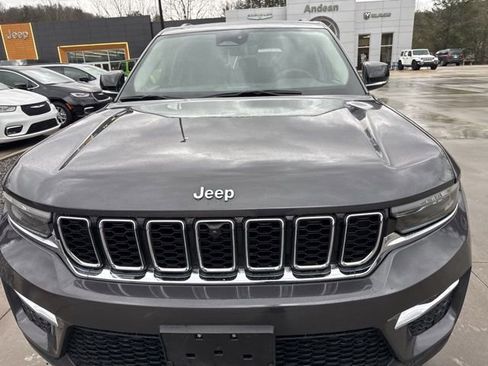 Used 2023 Jeep Grand Cherokee 4WD 4xe w/ Luxury Tech Group II image 16