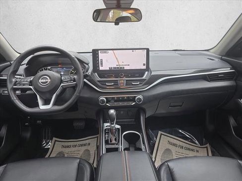 Used 2024 Nissan Altima 2.5 SR w/ SR Premium Package image 15