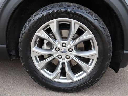 Used 2021 Ford Explorer XLT w/ Equipment Group 202A AWD/4WD image 46