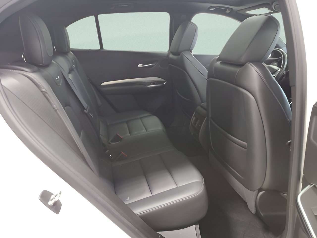 Used 2023 Cadillac XT4 Premium Luxury AWD/4WD image 16