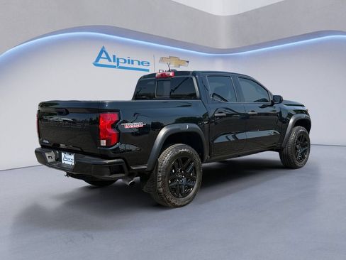 Used 2024 Chevrolet Colorado Trail Boss AWD/4WD image 5