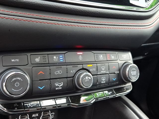 Used 2024 Dodge Durango GT AWD/4WD image 26