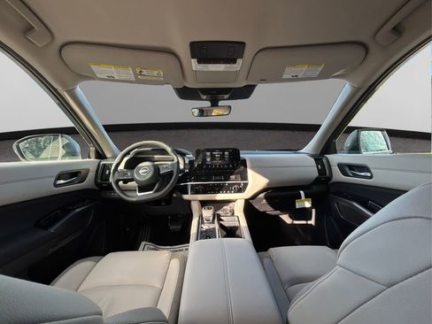 New 2025 Nissan Pathfinder SL image 27