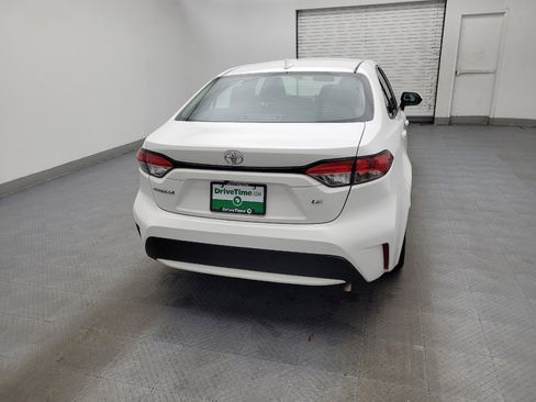 Used 2021 Toyota Corolla LE image 7