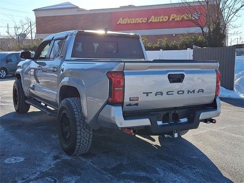 Used 2024 Toyota Tacoma SR5 image 4