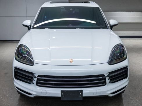 Certified 2023 Porsche Cayenne Platinum Edition w/ Premium Package Plus image 12