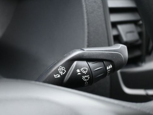 New 2026 Ford Transit 250 148 Medium Roof w/ Load Area Protection Package image 18