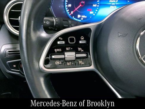 Used 2022 Mercedes-Benz GLC 300 GLC 300 image 26