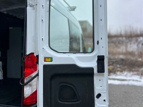 Used 2019 Ford Transit 250 130 Medium Roof w/ Exterior Upgrade Package image 31