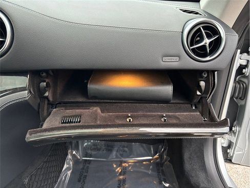 Used 2015 Mercedes-Benz SL 550 image 41