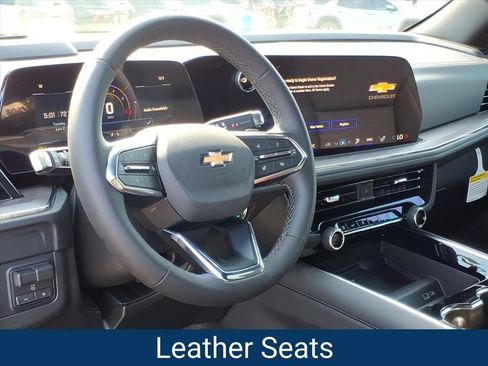 New 2026 Chevrolet Suburban LT w/ Comfort Package AWD/4WD image 2
