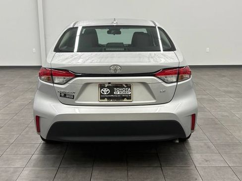 Used 2024 Toyota Corolla LE FWD image 3