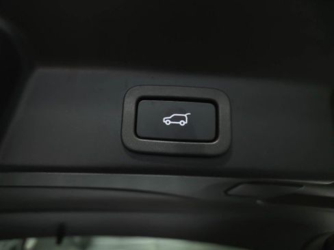 Used 2019 Jaguar F-PACE S AWD/4WD image 37