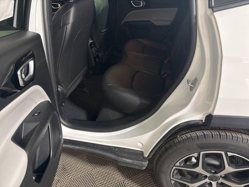 New 2026 Jeep Compass Limited image 21