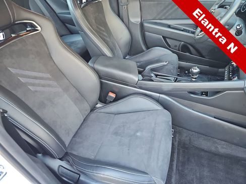 Used 2025 Hyundai Elantra N FWD image 18