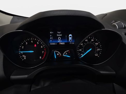 Used 2019 Ford Escape SE FWD image 19