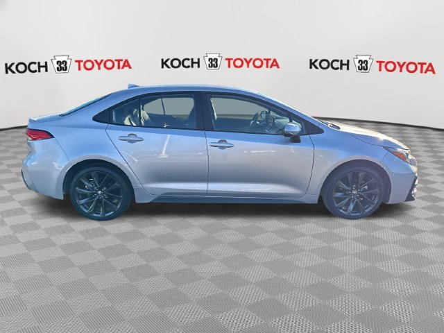 Certified 2025 Toyota Corolla SE w/ Convenience Package FWD image 9