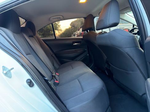 Used 2020 Toyota Corolla LE FWD image 16