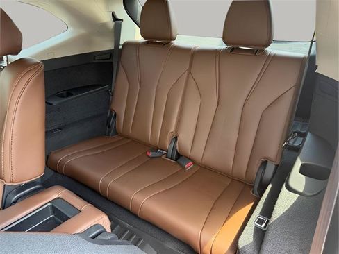 Used 2022 Acura MDX FWD w/ Technology Package image 29