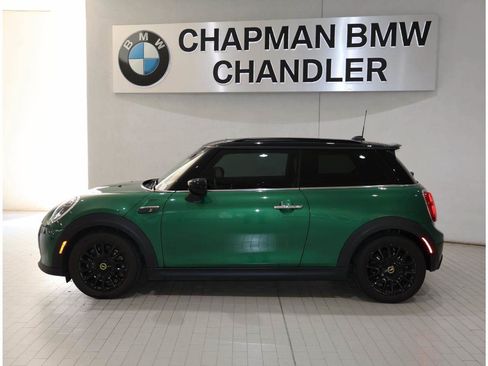 Used 2023 MINI Cooper SE FWD image 3
