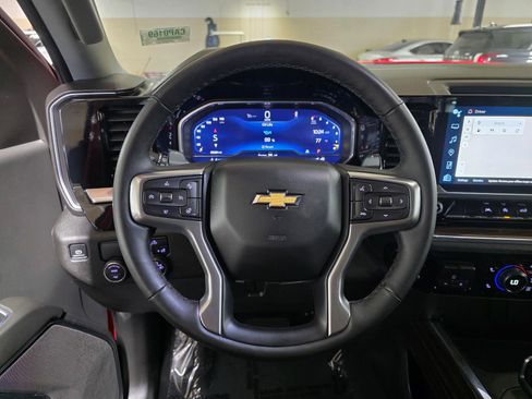 Used 2024 Chevrolet Silverado 1500 LT w/ Convenience Package II image 31