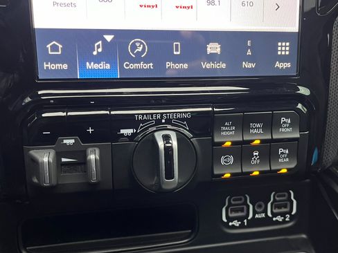 Used 2023 RAM 3500 Limited image 51