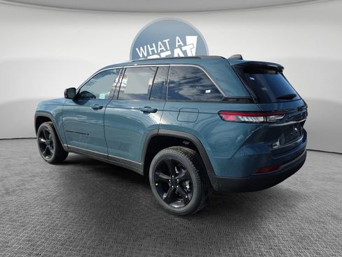 New 2026 Jeep Grand Cherokee Limited w/ Limited Altitude Package AWD/4WD image 6