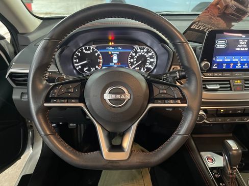 Certified 2023 Nissan Altima 2.5 SR image 19