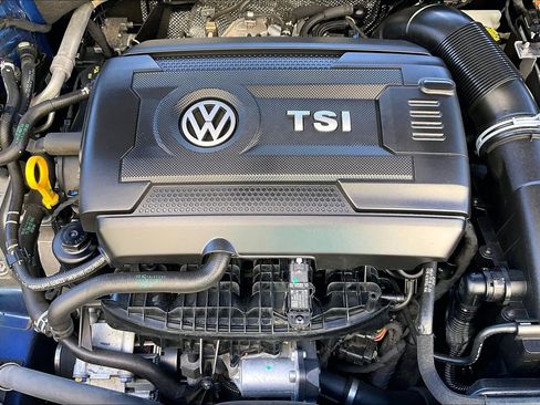 Certified 2024 Volkswagen Jetta GLI 40th Anniversary Edition image 31