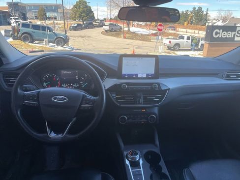 Used 2021 Ford Escape SEL image 11