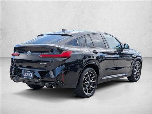 Used 2023 BMW X4 xDrive30i w/ M Sport Package AWD/4WD image 5