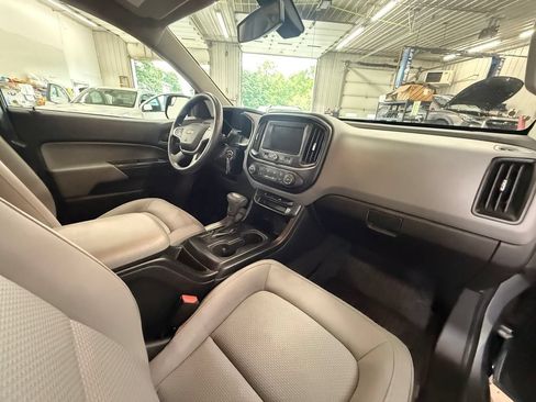 Used 2021 Chevrolet Colorado W/T w/ Custom Special Edition AWD/4WD image 35