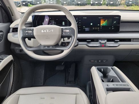 New 2026 Kia EV9 Wind AWD/4WD image 11