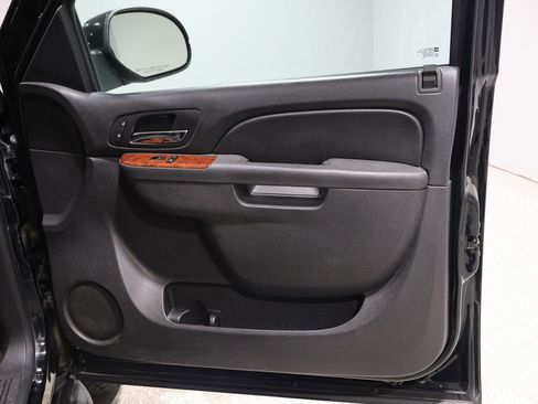 Used 2014 GMC Yukon SLT image 23