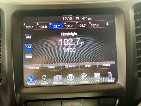 Used 2014 Jeep Cherokee Latitude w/ Cold Weather Group FWD image 7