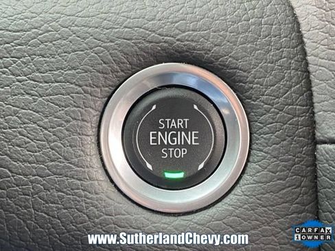 Used 2024 GMC Yukon XL Denali AWD/4WD image 29