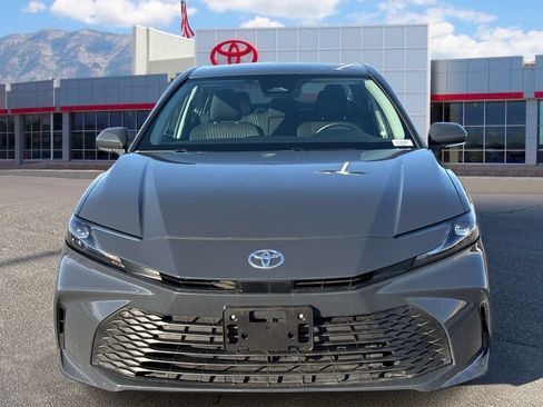 Used 2025 Toyota Camry LE w/ Convenience Package AWD/4WD image 2