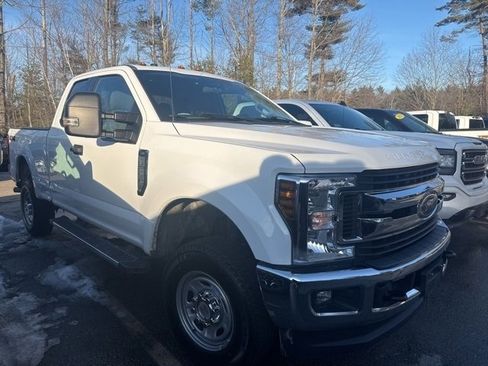 Used 2019 Ford F250 XLT w/ XLT Value Package image 3