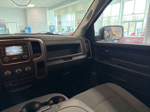Used 2019 RAM 1500 Express w/ Express Value Package image 26