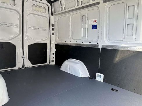 New 2025 Mercedes-Benz Sprinter 2500 image 8