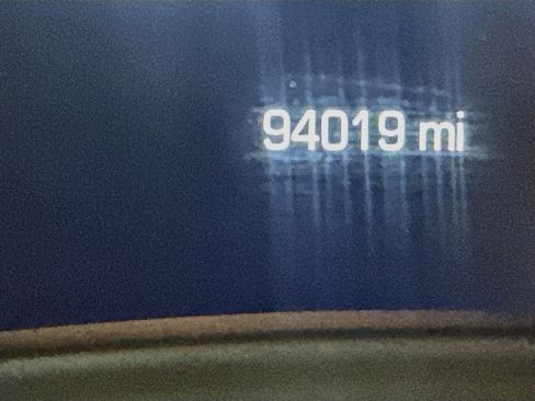 Used 2019 Chrysler 300 C RWD image 18