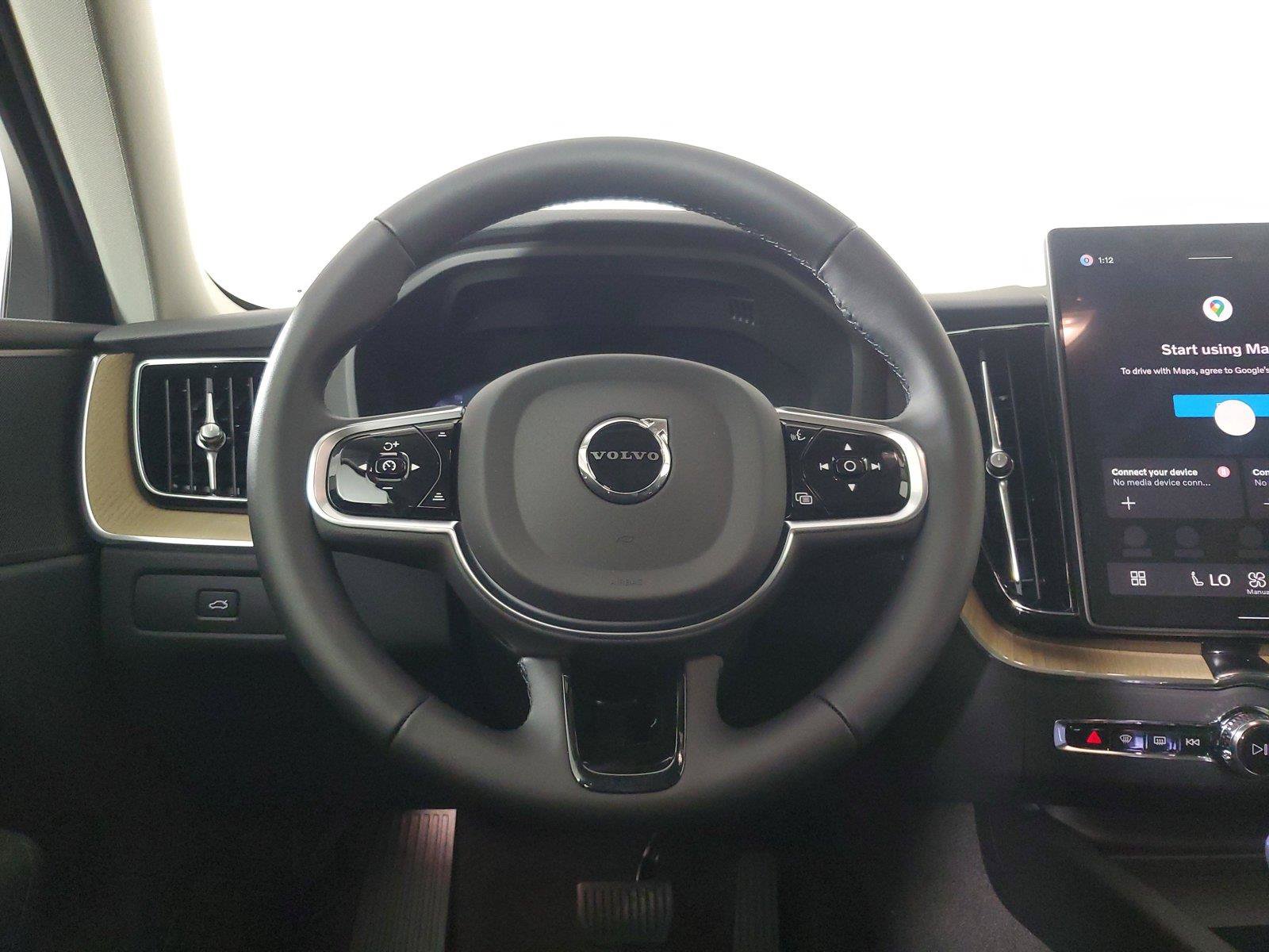 New 2027 Volvo XC60 B5 Core AWD/4WD image 16